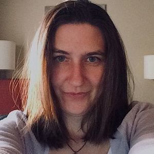 Meet your Posher, Angela